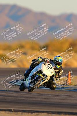 media/Jan-21-2023-CVMA (Sat) [[b9eef8ba1f]]/Race 13 500 Supersport-350 Supersport/